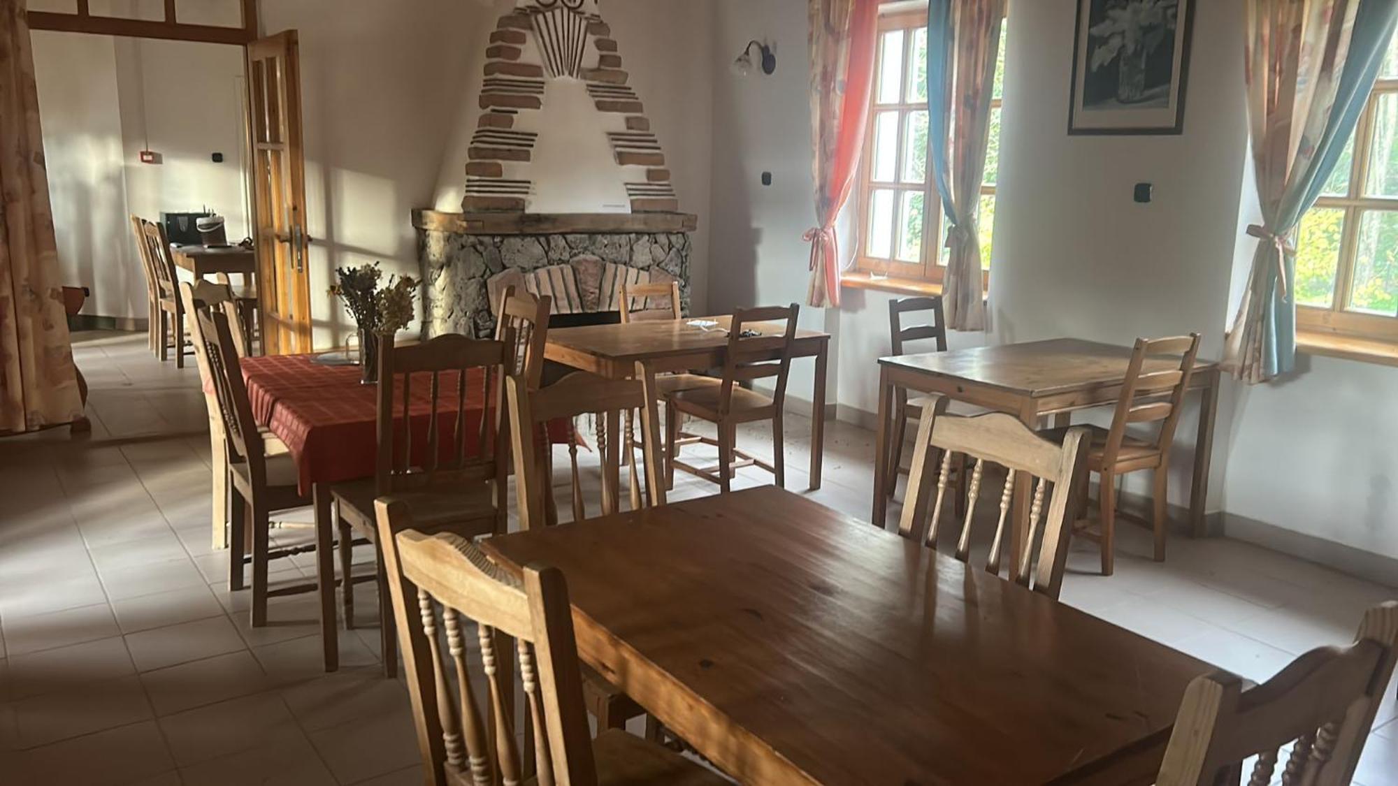 Somogy Kertje Üdülőfalu és Étterem Bonnya Esterno foto